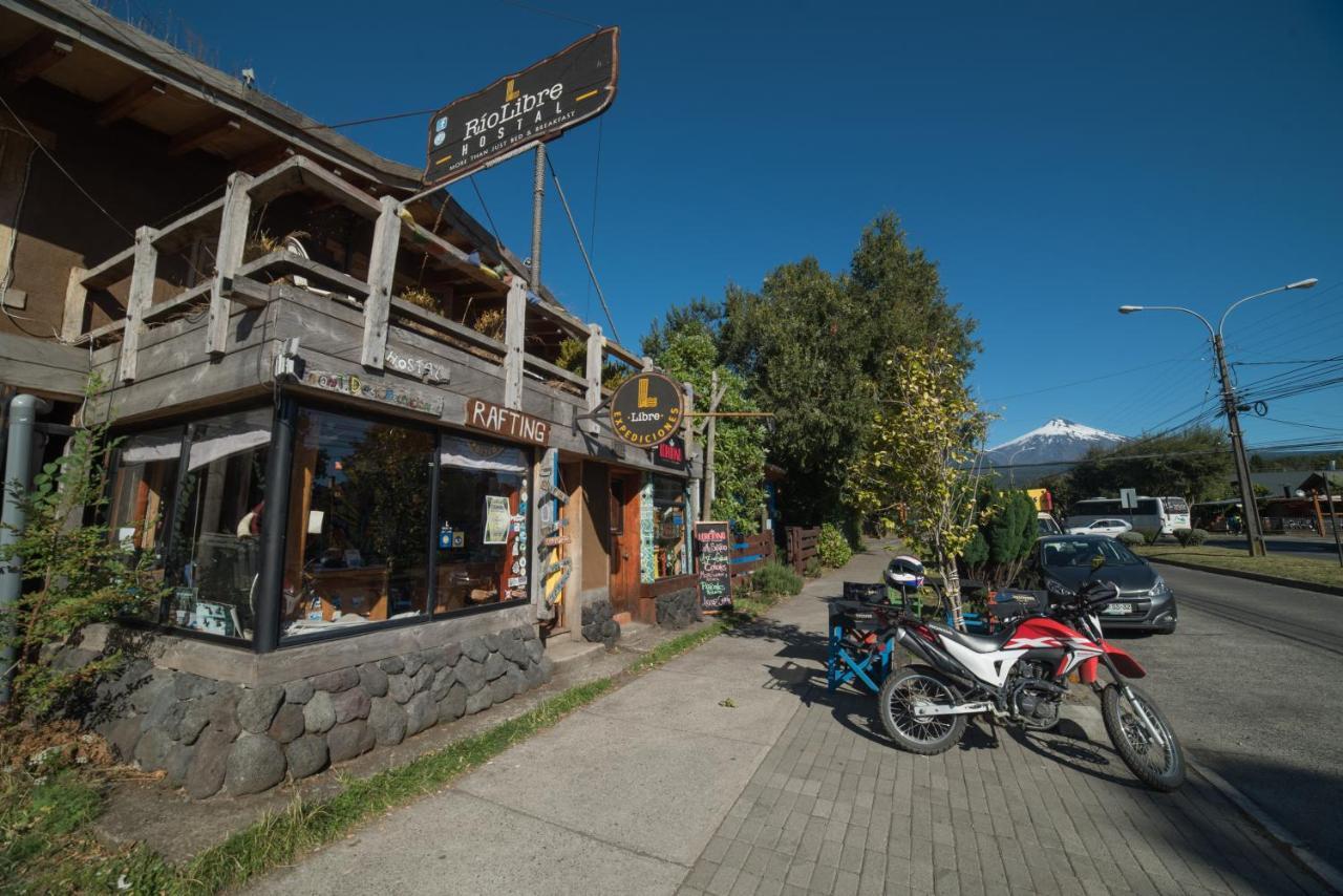 Rio Libre Pucon Party Hostel Exteriör bild
